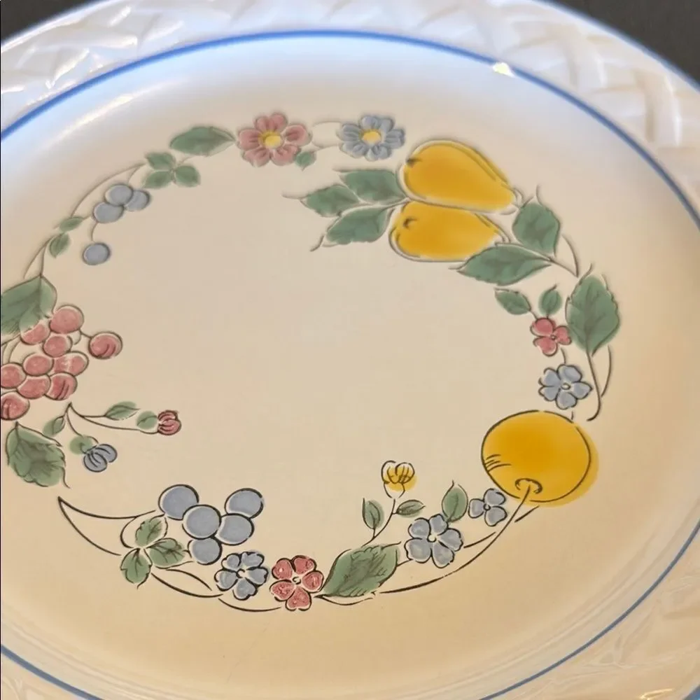Vina Fera Elegant Yellow and Blue Dinnerware Plate